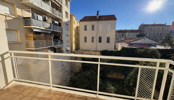 Appartement 3 pièces  à vendre Toulon 83200