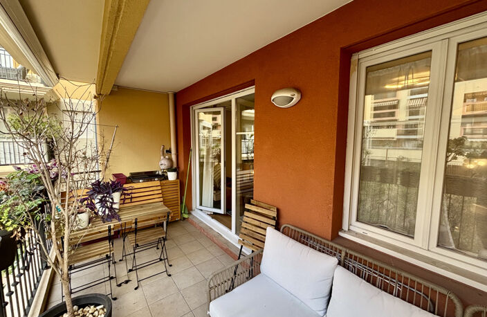 APPARTEMENT 3P, CENTRE-VILLE, TERRASSE — photo 4