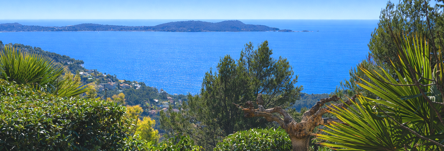 Maison 4 Pièces 141 m² à vendre à Carqueiranne (83320)