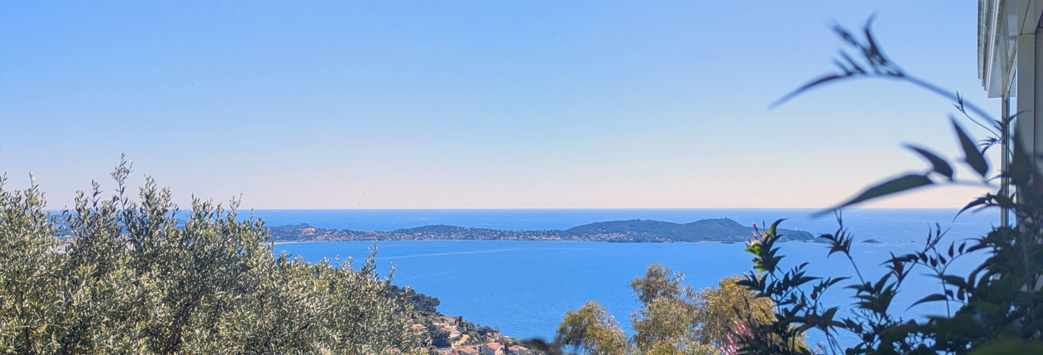 Maison 4 Pièces 141 m² à vendre à Carqueiranne (83320)