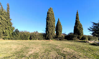 Terrain  1368 m² à vendre à Saint-Quentin-la-Poterie (30700)