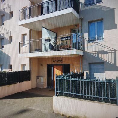Appartement 3 pièces 1094 €