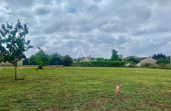 LAGRAVE, Terrain de 640 m² — photo 2