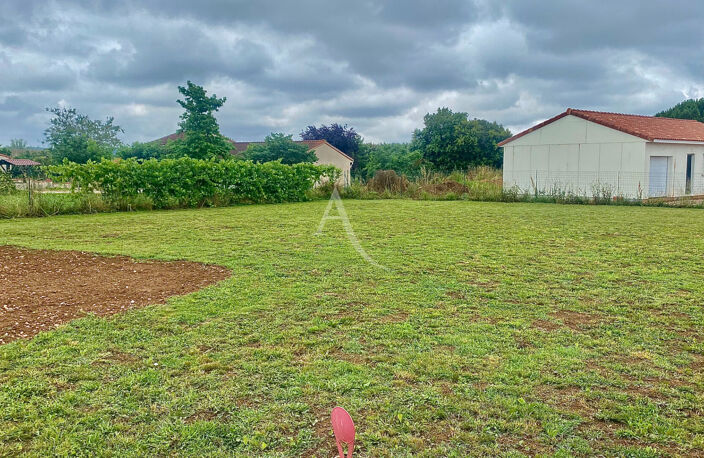 LAGRAVE, Terrain de 640 m² — photo 3