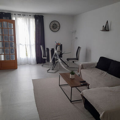 Appartement 4 pièces 189900 €