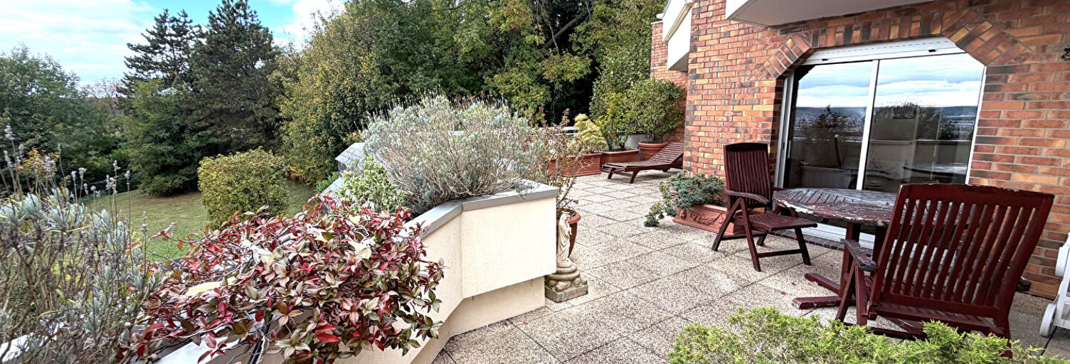 Appartement 4 Pièces 107 m² à vendre à Mont-Saint-Aignan (76130)