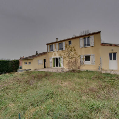 Maison 8 pièces 265000 €