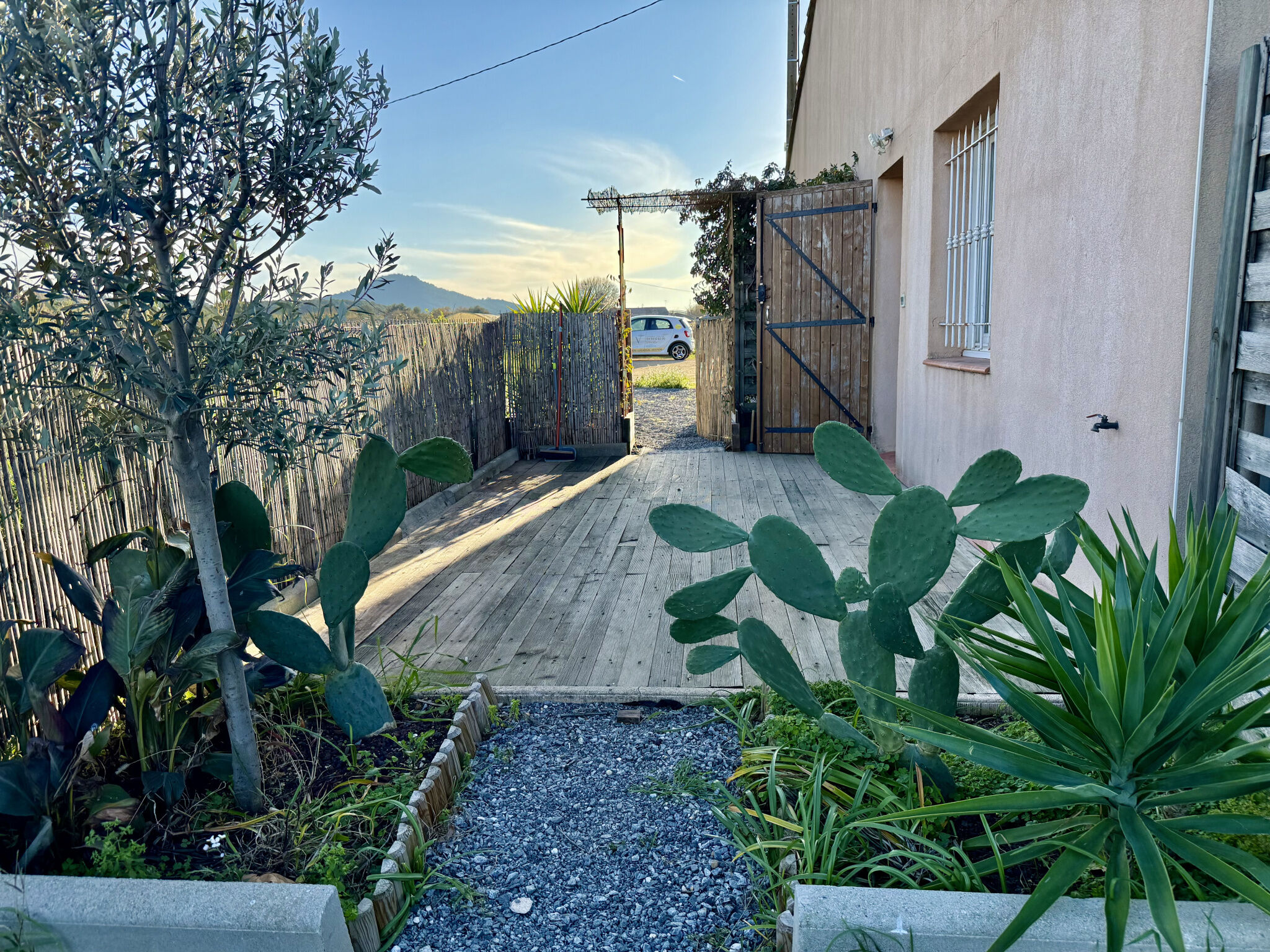 Appartement  T3 à louer Moutonne (La) 83260