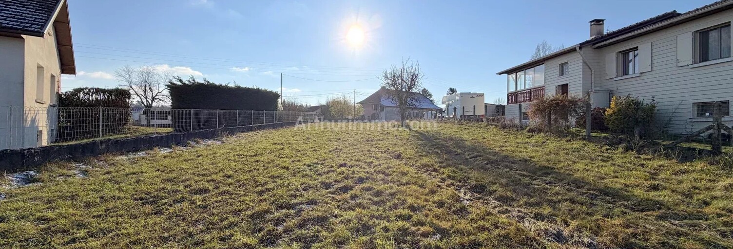 Terrain  1948 m² à vendre à Dolomieu (38110)