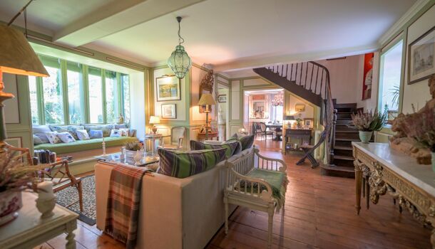 Villa / Maison 14 pièces  à vendre Billère 64140