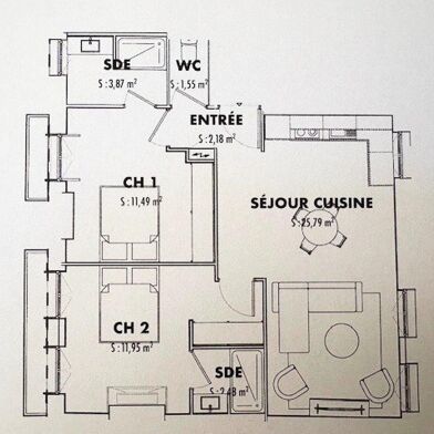 Appartement 3 pièces 241500 €
