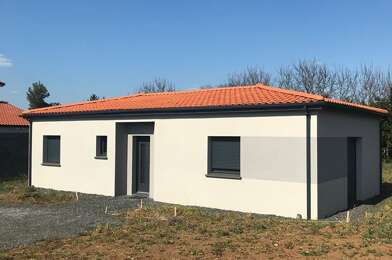 Maison 5 pièces 990 €