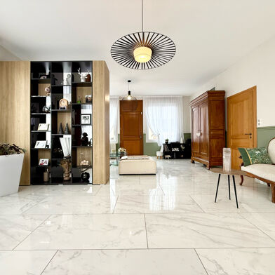 Maison 7 pièces 329900 €