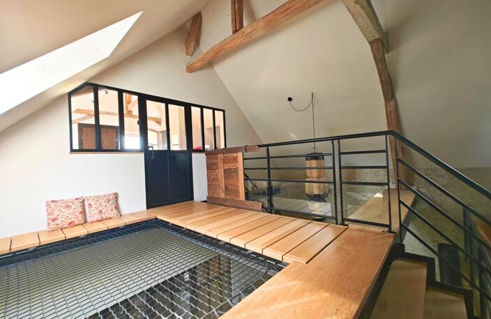 Propriété d'env. 209m² - 5-6 chambres - Possibilité activ. Lib — photo 3