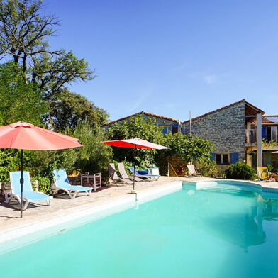 Maison 10 pièces 679000 €