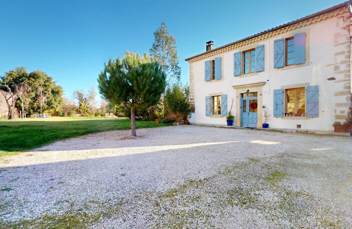 Maison rénovée de 165m2 habitable sur un terrain de 1749m2 a — photo 3