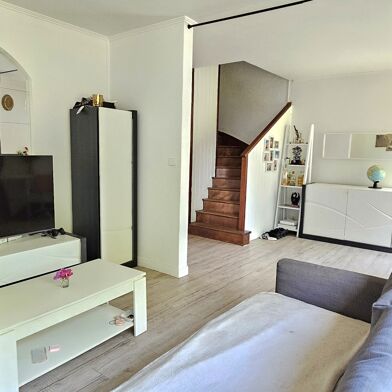 Maison 5 pièces 245000 €