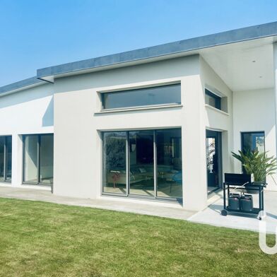 Maison 6 pièces 663500 €