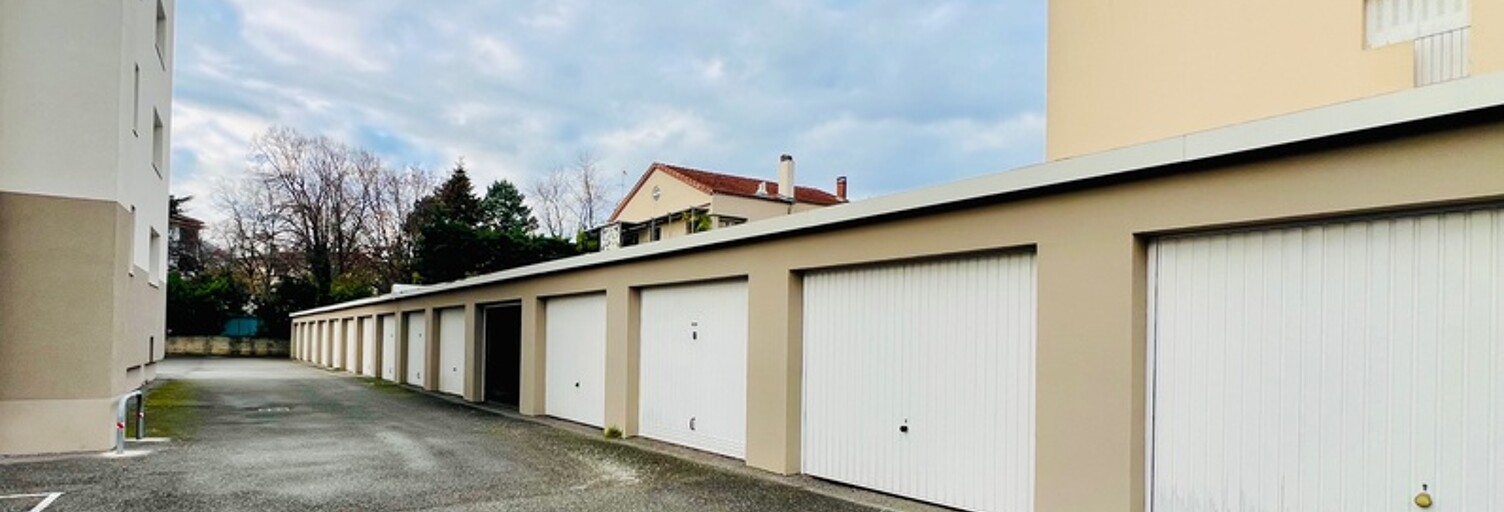 Garage  15 m² à louer à Guilherand-Granges (07500)