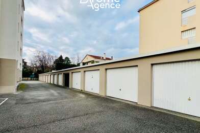 Garage  70 €