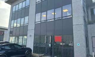 Bureau  96 m² à louer à Villefranche-sur-Saône (69400)