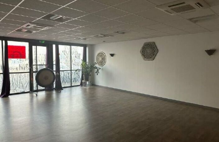 BUREAUX à LOUER — photo 4