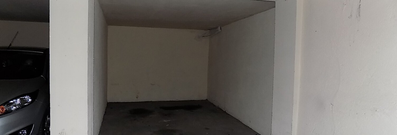 Commerce  9 m² à louer à Foix (09000)