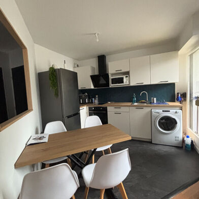 Appartement 2 pièces 740 €