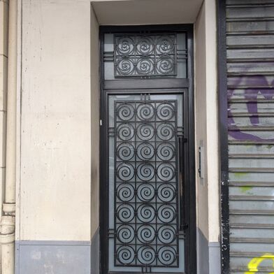 Appartement 2 pièces 897 €