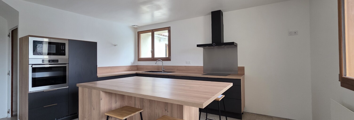 Maison 7 Pièces 204 m² à vendre à Mortagne-sur-Sèvre (85290)