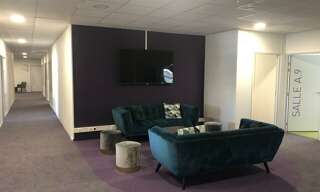 Bureau  2557 m² à louer à Tours (37200)