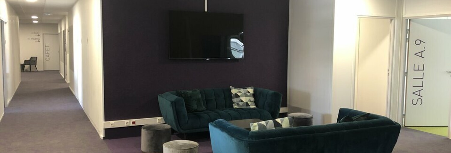 Bureau  2557 m² à louer à Tours (37200)