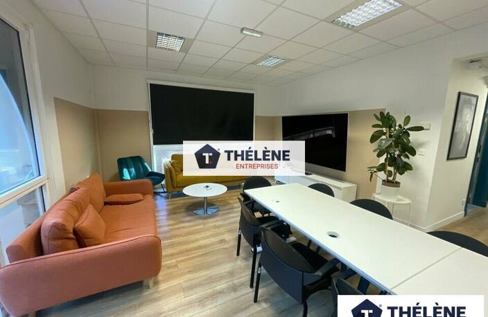 BUREAUX à LOUER — photo 2