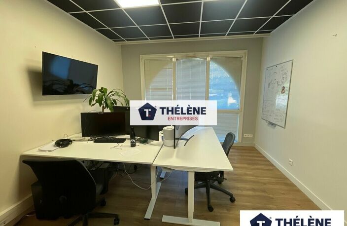 BUREAUX à LOUER — photo 3