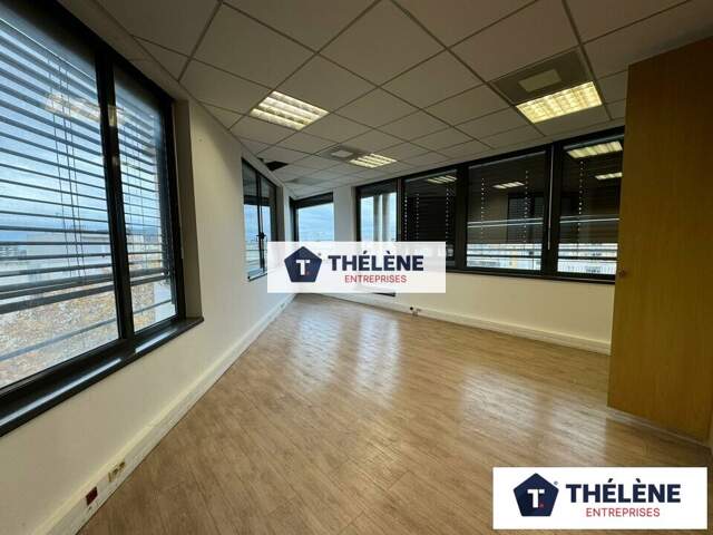 BUREAUX à LOUER — photo du bien