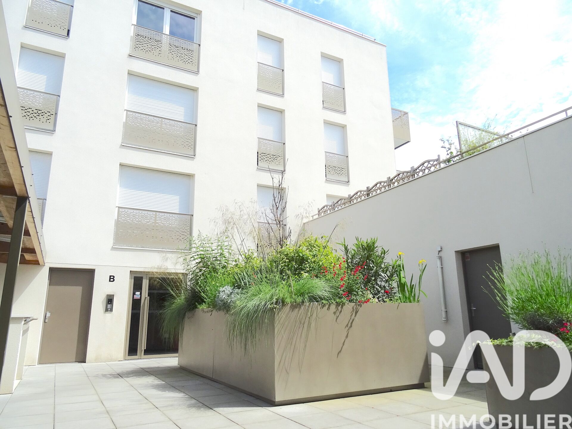 Vente Appartement 2 pièces - Photo 2