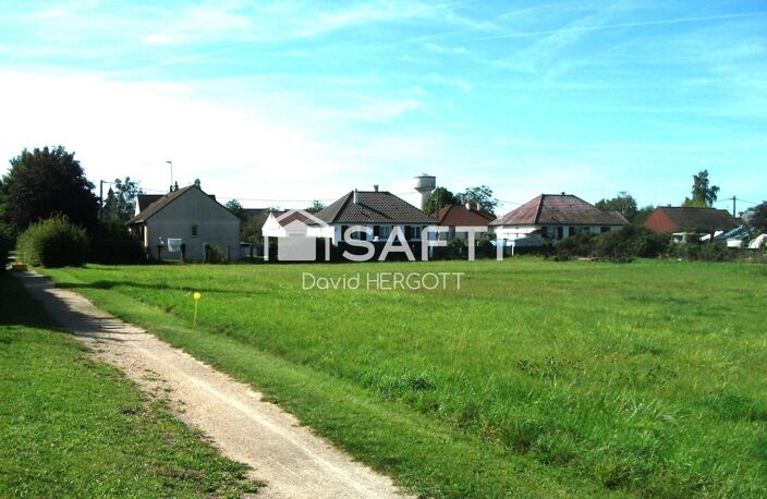 Terrain constructible de 1134m² (non viabilisé) — photo 2