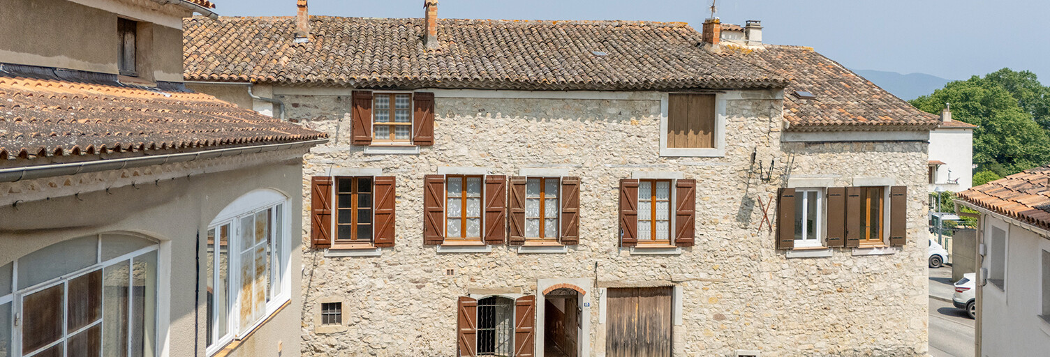 Maison 17 Pièces 800 m² à vendre à Carnoules (83660)