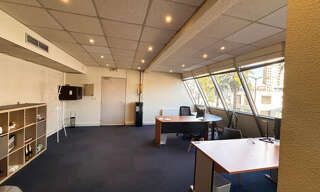 Bureau  64 m² à vendre à Nîmes (30900)