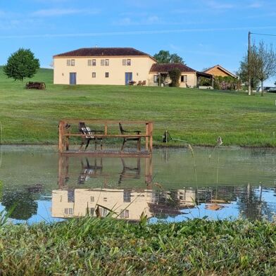 Maison 7 pièces 411000 €