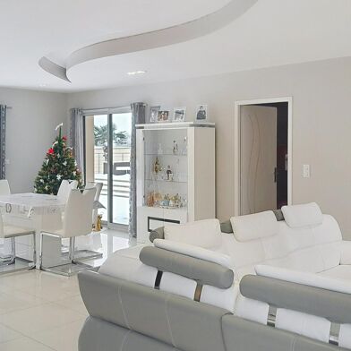 Maison 7 pièces 542500 €