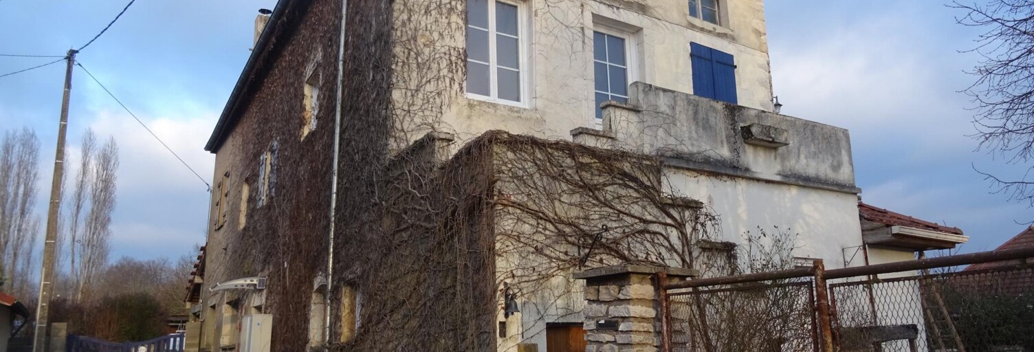 Maison 9 Pièces 250 m² à vendre à Rully (71150)