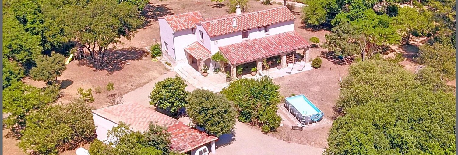 Maison 8 Pièces 190 m² à vendre à Aups (83630)