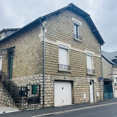 Immeuble  150500 €