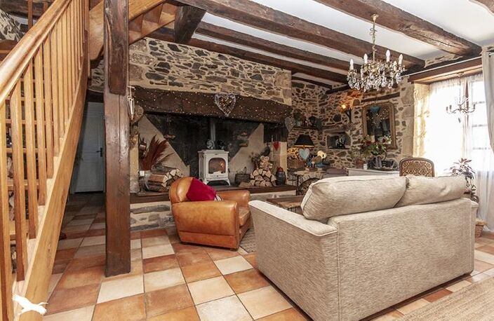 Maison en pierre de 5 pièces principales — photo 4