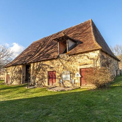 Maison 5 pièces 415935 €