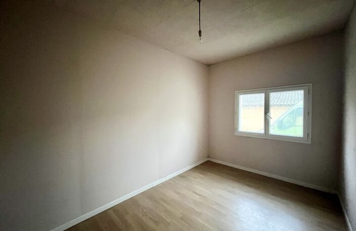 Maison en pierre de 5 pièces principales — photo 3