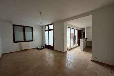 Immeuble  296520 €