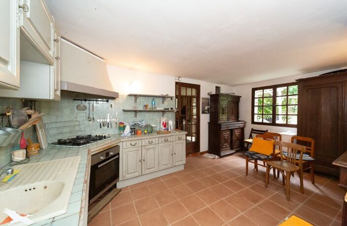 Maison en pierre de 5 pièces principales — photo 3