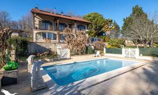 Maison 8 Pièces 190 m² à vendre à Bassillac (24330)